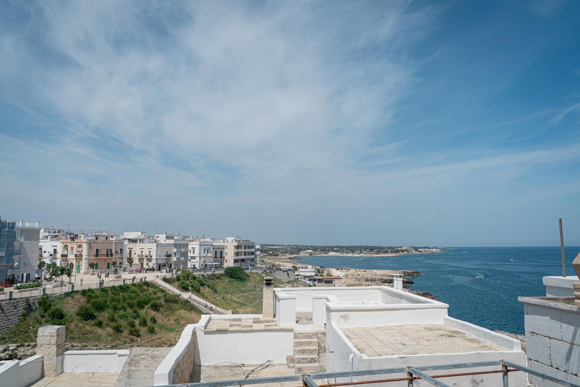A Mare Appartamento, Via Porto 69 Polignano a Mare Exterior photo